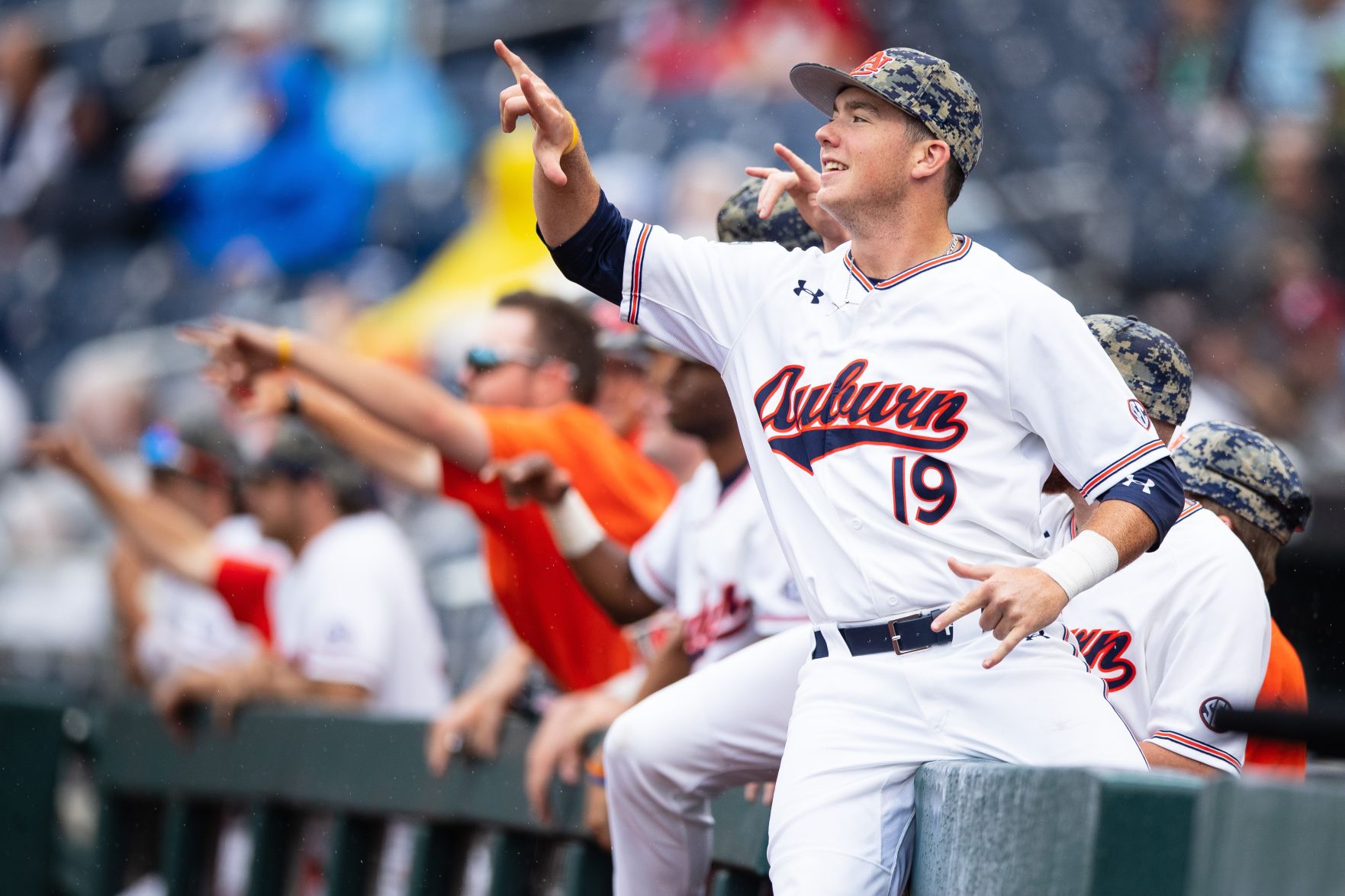 Auburn vs. Louisville at the College World Series